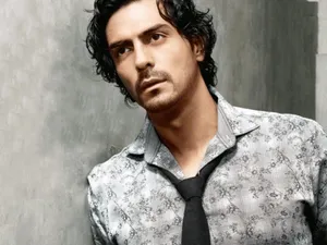 Arjun Rampal's Black Tie Wallpaper