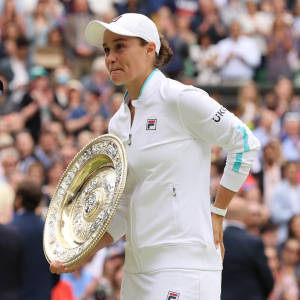 Ashleigh Barty Posing With Her Trophy Wallpaper