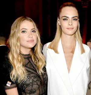 Ashley Benson With Ex-girlfriend Cara Wallpaper