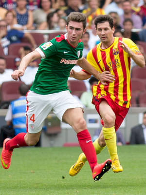 Aymeric Laporte Blocking Opponent Wallpaper