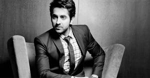 Ayushmann Khurrana Black And White Wallpaper