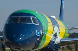 Azul Airlines Front Blue Wallpaper