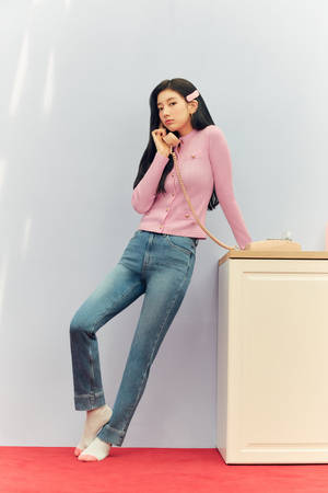 Bae Suzy Telephone Shoot Wallpaper