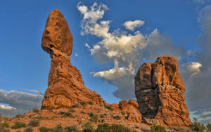 Balancing Rock At Arches National Park Wallpaper