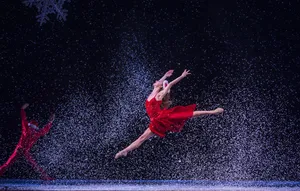 Ballerina Dancer Jump Snow Photography Wallpaper