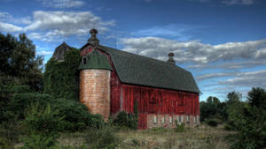 Barn Farm Desktop Wallpaper