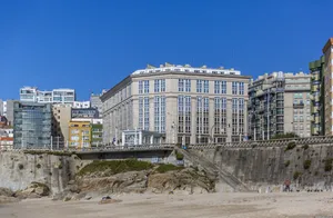 Beach Hotel Corunna Wallpaper