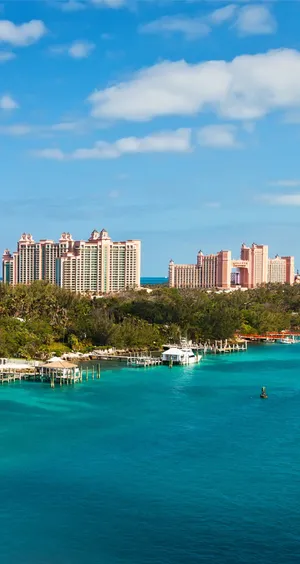 Beach In Atlantis Resort Wallpaper