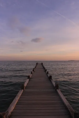 Beach Walk Calms Wallpaper