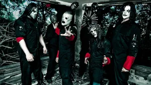 Beefy 9 Piece Metal Band, Slipknot, On Full Display In This Official Desktop Wallpaper Wallpaper