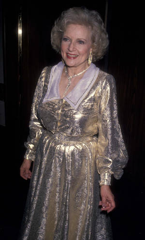 Betty White 1990 Night Of Stars Wallpaper