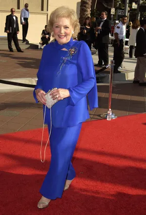 Betty White 2003 Emmy Awards Wallpaper