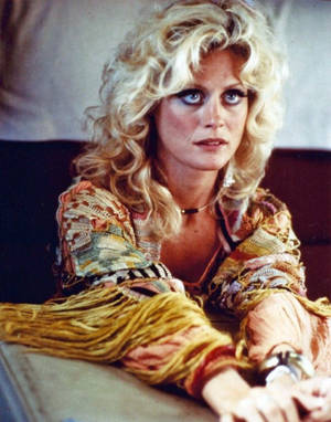 Beverly Dangelo In Finders Keepers Wallpaper