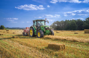 Big Bales Of Farm Oat Hay Wallpaper