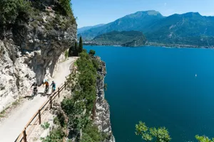 Biking In Lago Di Garda Wallpaper