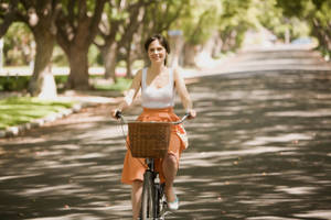 Biking On 500 Days Of Summer Wallpaper