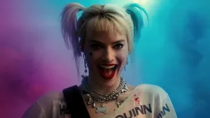 Birds Of Prey Harley's Silver Necklace Wallpaper
