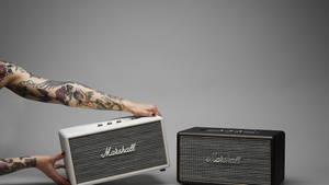 Black And White Marshall Speakers Wallpaper