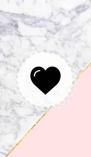 Black Heart On A Circle Wallpaper