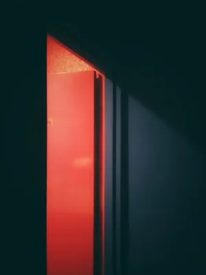 Black Red 4k Door Wallpaper