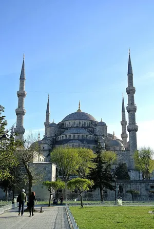 Blue Mosque Facade In Blue Sky Wallpaper