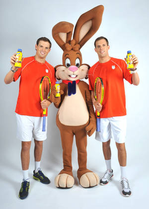 Bob Bryan With Nesquik Bunny Wallpaper