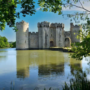 Bodiam Castle Serene Moat Reflection Wallpaper