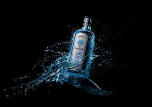 Bombay Water Splash Wallpaper