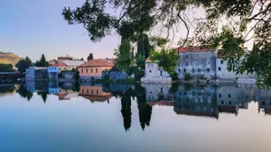 Bosnia And Herzegovina Trebinje River City Wallpaper