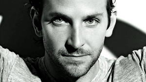 Bradley Cooper Defined Jaw Line Wallpaper