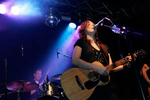 Brandi Carlile On Stage Wallpaper