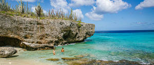 Breathtaking View Of Bonaire's Blue Sky Wallpaper