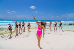 Bridesmaids And Bride In Beach Wallpaper