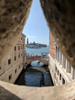 Bridge Of Sighs View Inside Wallpaper
