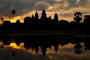 Brown Aesthetic Angkor Wat Sunset Silhouette Wallpaper
