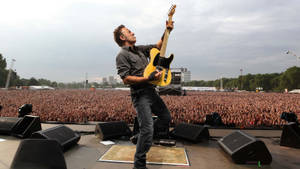 Bruce Springsteen London Calling Concert In Hyde Park Wallpaper