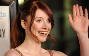 Bryce Dallas Howard Waving Hello Wallpaper