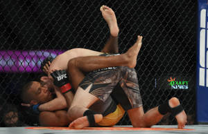 Bryce Mitchell Pinning Edson Barboza Wallpaper