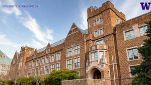 Building At University Of Washington Wallpaper