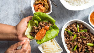 Bulgogi Sauce Lettuce Wallpaper