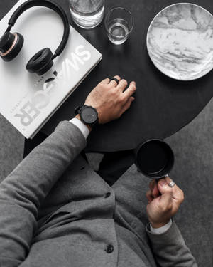 Businessman At Coffee Shop Wallpaper