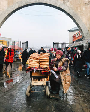 Busy City Bishkek Kyrgyzstan Wallpaper