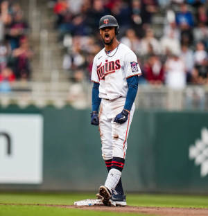 Byron Buxton Shouting On Field Wallpaper