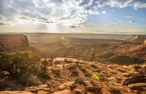 Canyonlands National Park Afternoon Sun Wallpaper