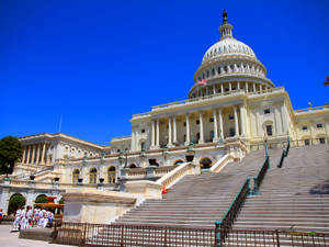 Capitol Hill Front View Wallpaper
