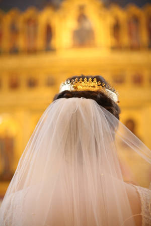 Caption: A Majestic Royal Crown Signifying Power And Elegance Wallpaper