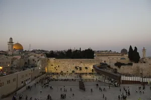 Caption: Captivating Image Of The Wailing Wall In Jerusalem Wallpaper
