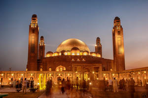 Caption: Illuminating Grandeur Of The Grand Jamia Mosque, Lahore Wallpaper