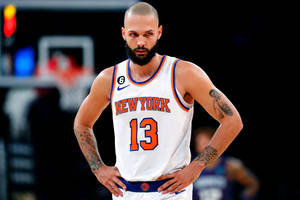 Caption: Intense Evan Fournier During A Knicks Vs Bulls Game Wallpaper