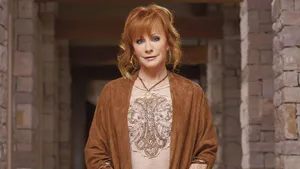 Caption: Reba Mcentire: Queen Of Country Music Wallpaper